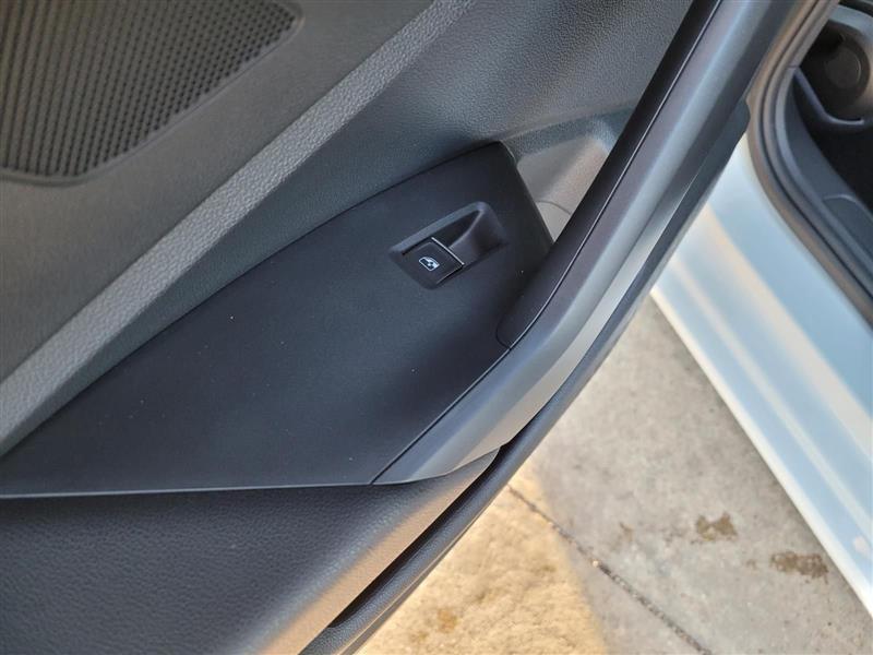 Volkswagen Jetta S 2024