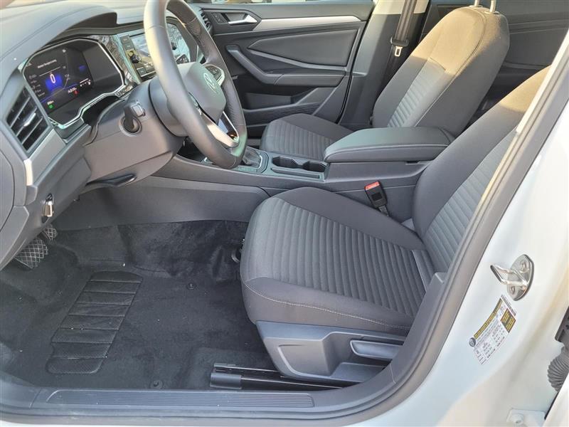 Volkswagen Jetta S 2024