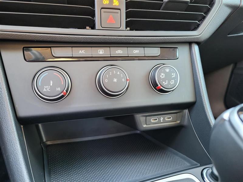 Volkswagen Jetta S 2024