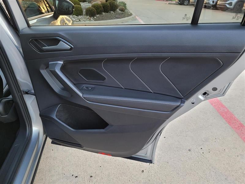 Volkswagen Tiguan SE R-Line Black 2023