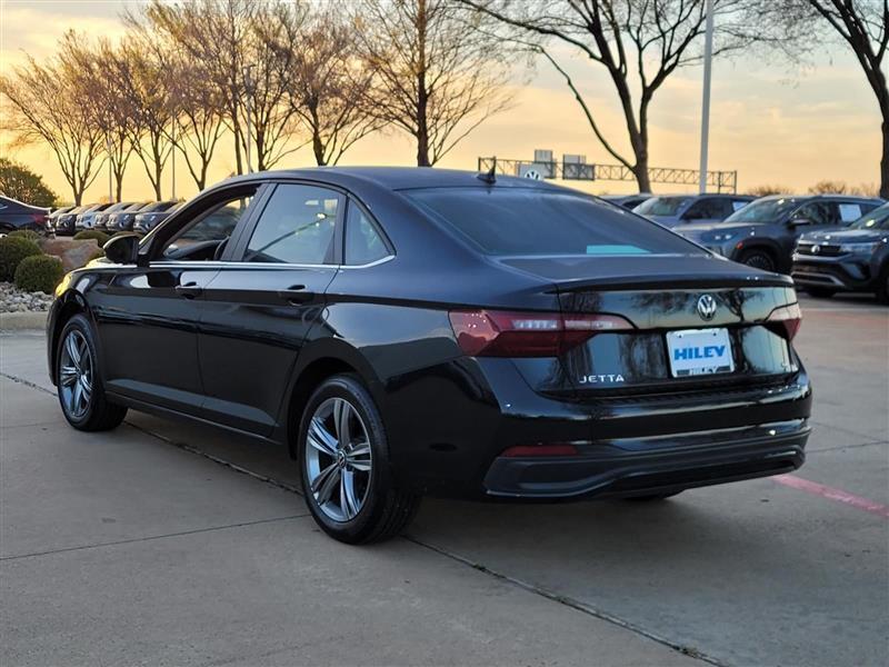 Volkswagen Jetta SE 2024