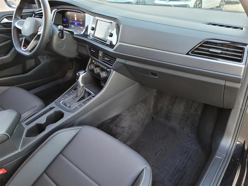 Volkswagen Jetta SE 2024