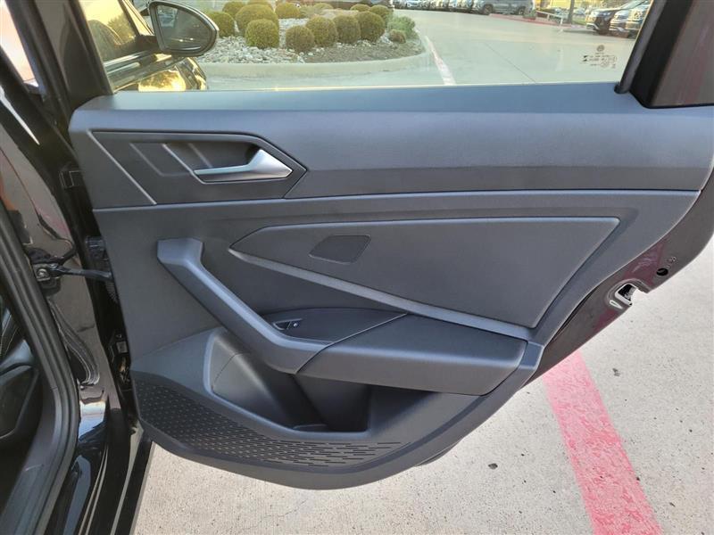 Volkswagen Jetta SE 2024