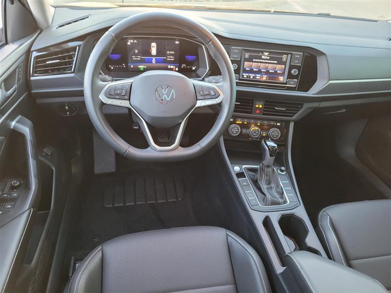 Volkswagen Jetta SE 2024