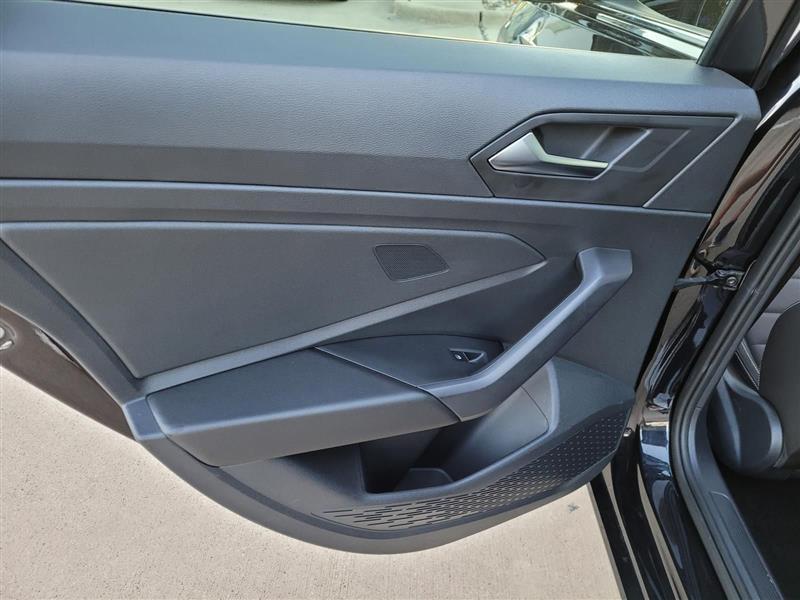 Volkswagen Jetta SE 2024