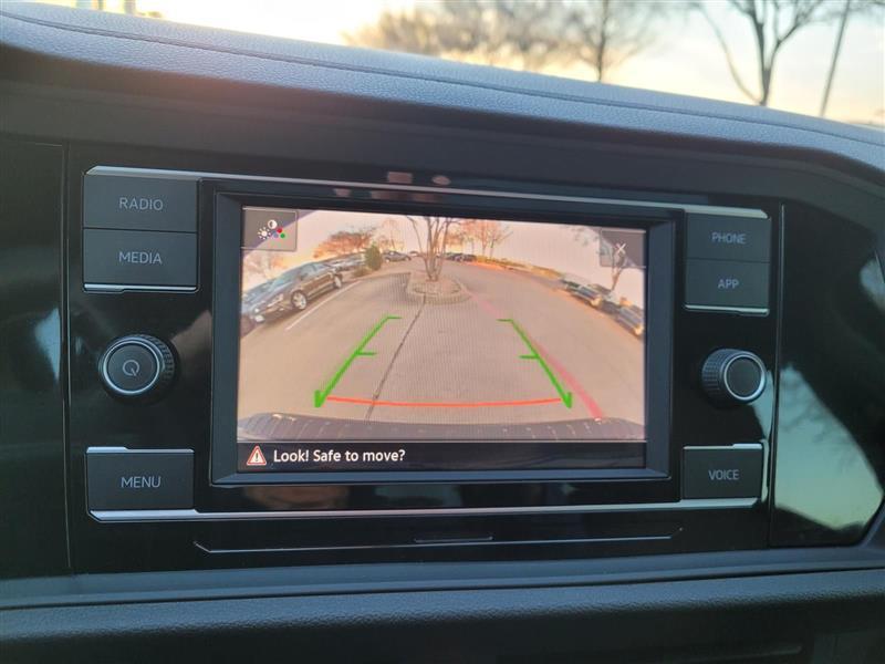 Volkswagen Jetta SE 2024