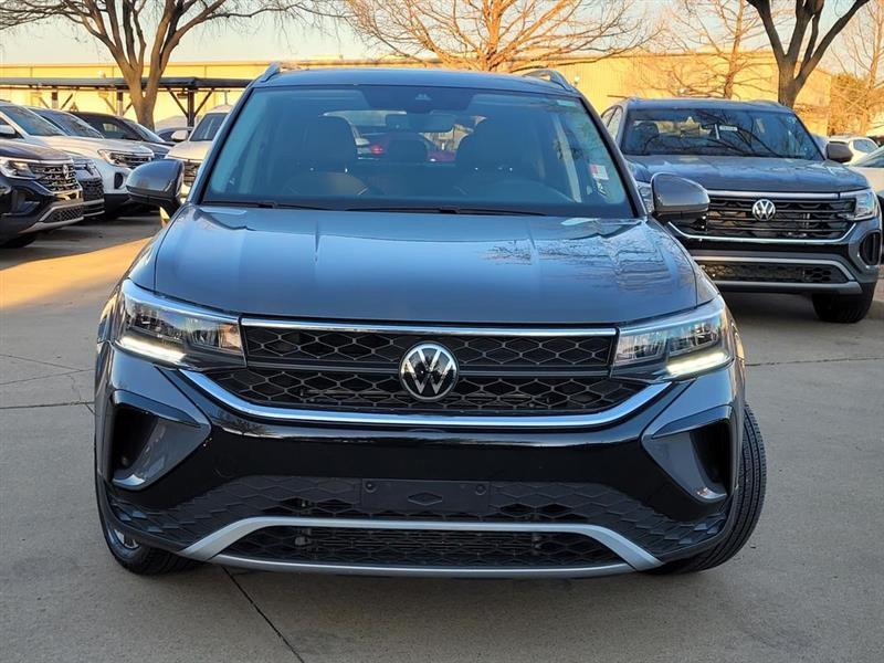 Volkswagen Taos Comfortline 2023