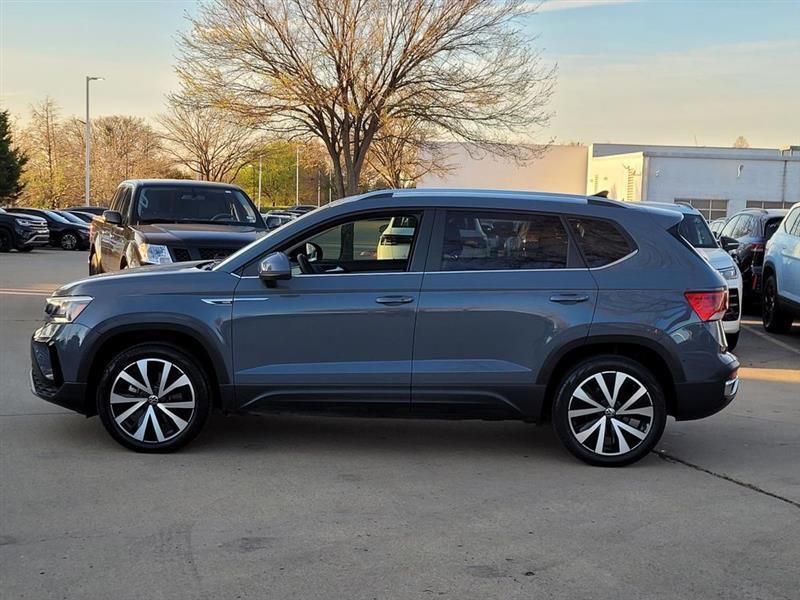 Volkswagen Taos Comfortline 2023