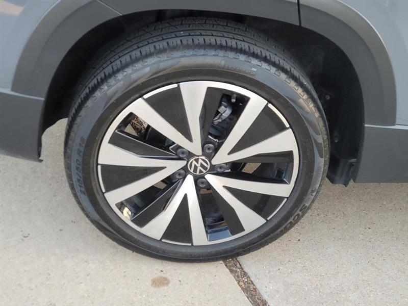 Volkswagen Taos Comfortline 2023