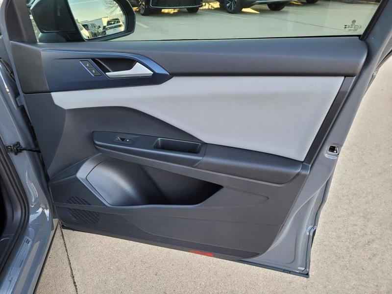 Volkswagen Taos Comfortline 2023