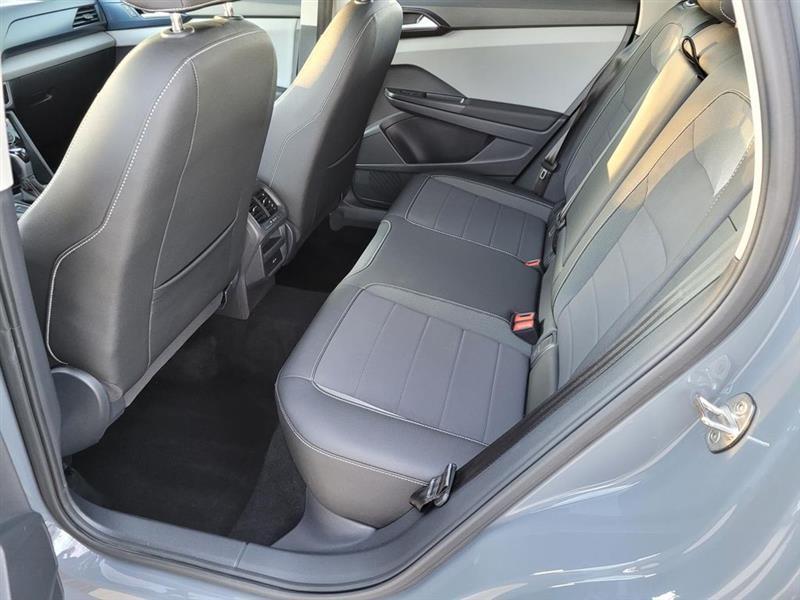 Volkswagen Taos Comfortline 2023