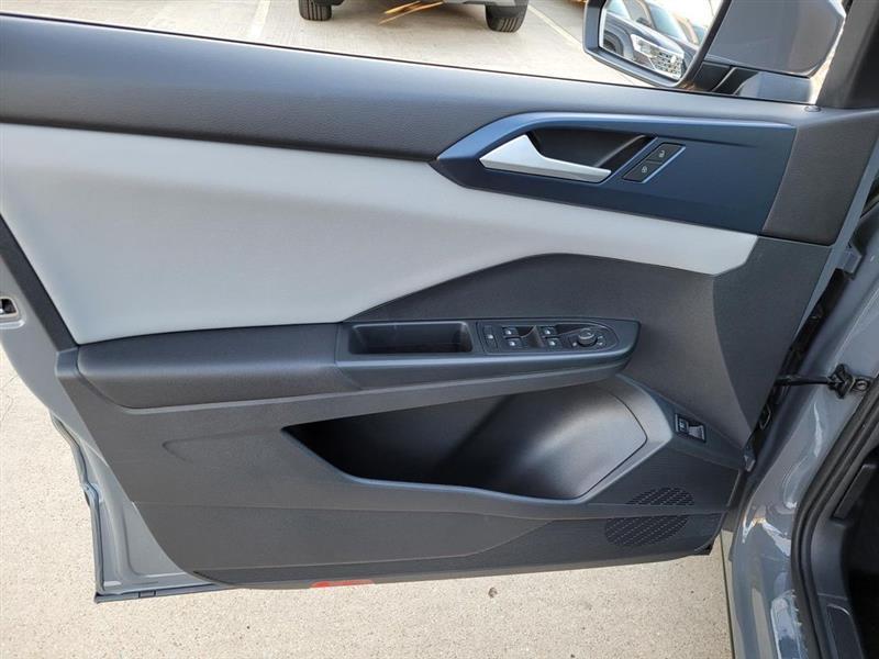 Volkswagen Taos Comfortline 2023