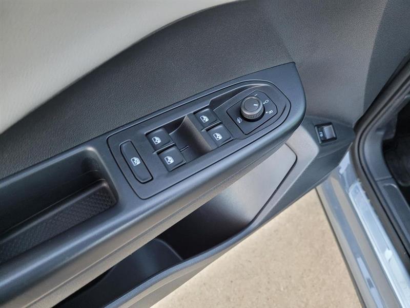 Volkswagen Taos Comfortline 2023