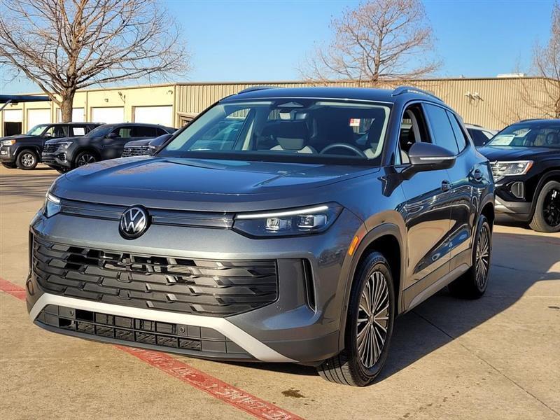 Volkswagen Tiguan S 2025