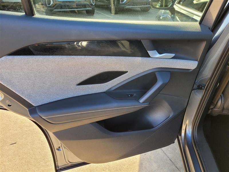 Volkswagen Tiguan S 2025