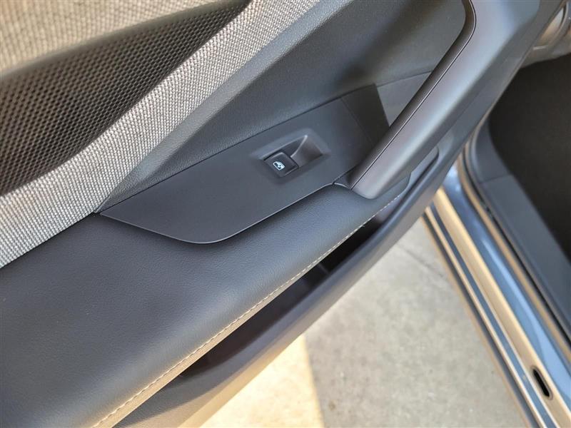 Volkswagen Tiguan S 2025