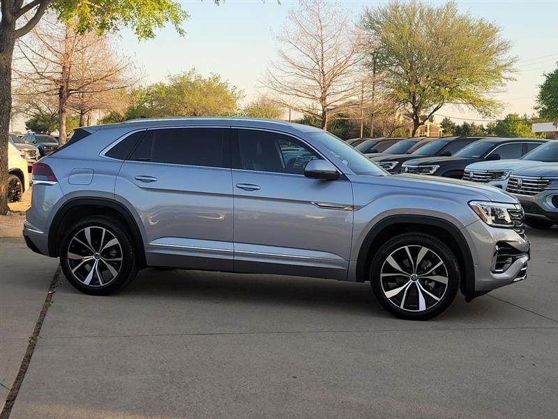 Volkswagen Atlas Cross Sport SEL Premium R-Line 4MOTION 2024