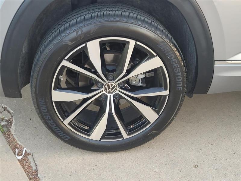 Volkswagen Atlas Cross Sport SEL Premium R-Line 4MOTION 2024