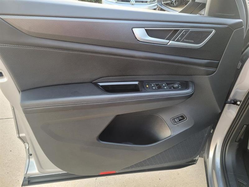 Volkswagen Atlas Cross Sport SEL Premium R-Line 4MOTION 2024