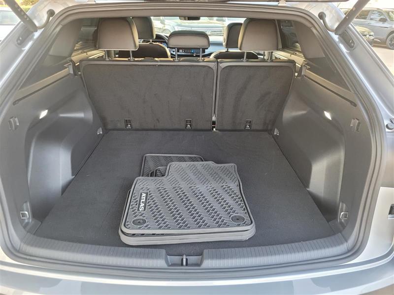 Volkswagen Atlas Cross Sport SEL Premium R-Line 4MOTION 2024