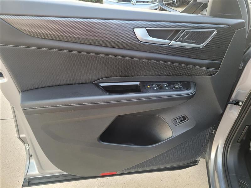 Volkswagen Atlas Cross Sport SEL Premium R-Line 4MOTION 2024