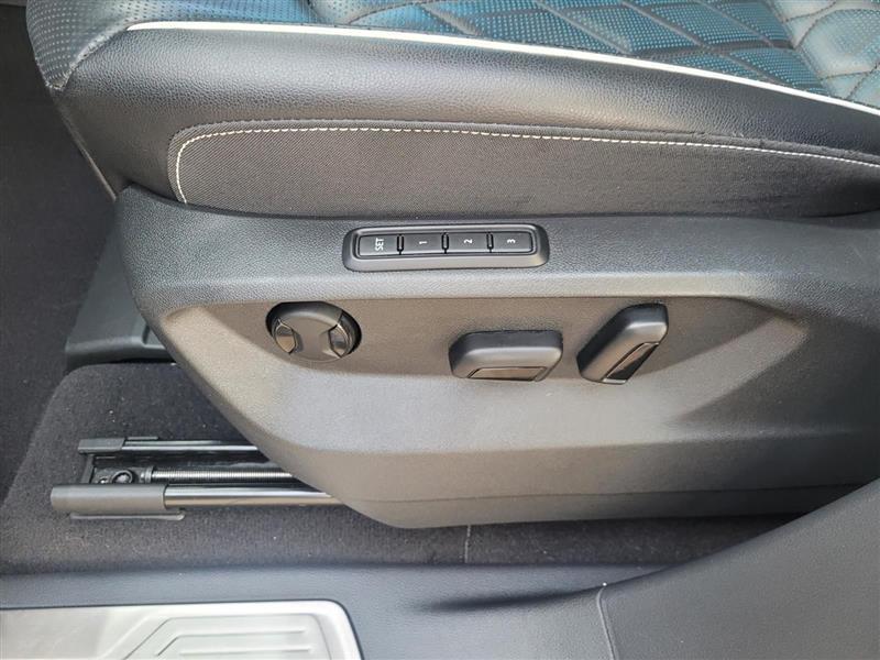 Volkswagen Atlas Cross Sport SEL Premium R-Line 4MOTION 2024