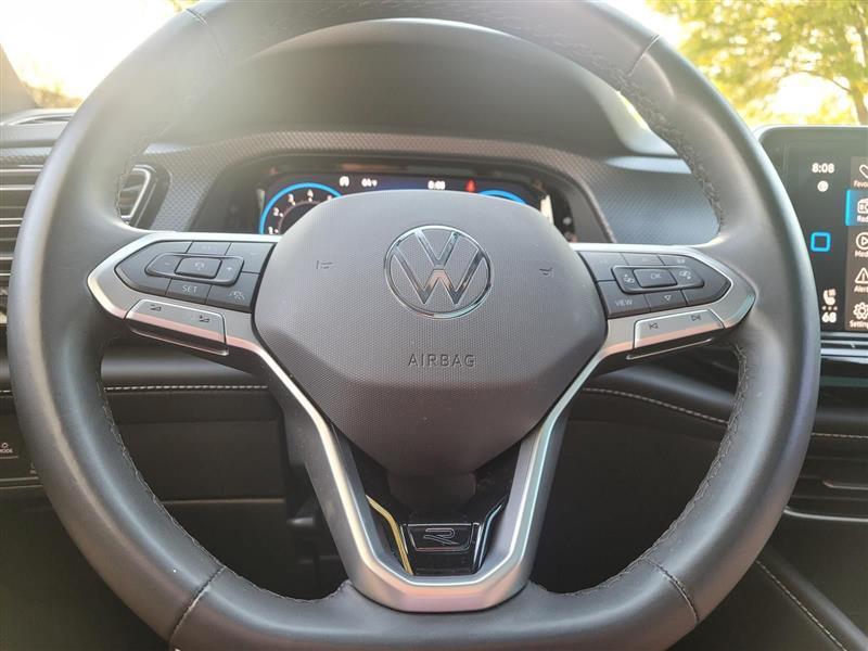 Volkswagen Atlas Cross Sport SEL Premium R-Line 4MOTION 2024