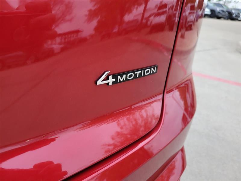 Volkswagen Atlas Cross Sport SEL R-Line 4MOTION 2024