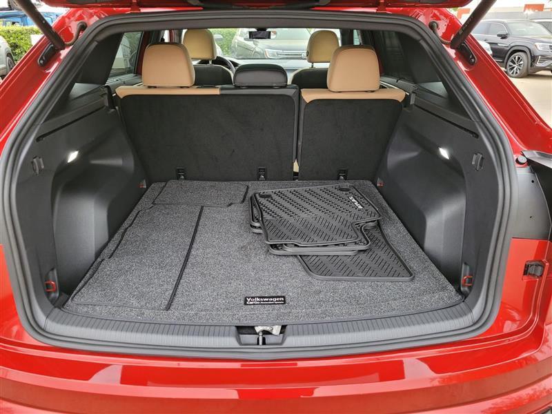 Volkswagen Atlas Cross Sport SEL R-Line 4MOTION 2024