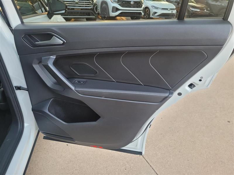 Volkswagen Tiguan SE R-Line Black 2022