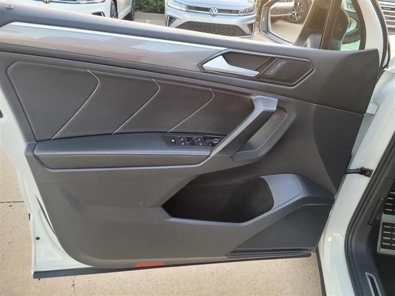 Volkswagen Tiguan SE R-Line Black 2022