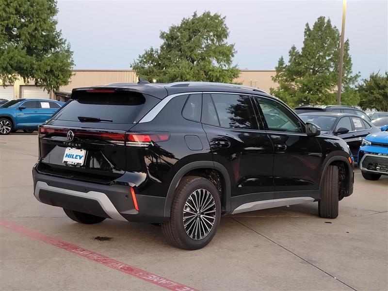 Volkswagen Tiguan S 2025