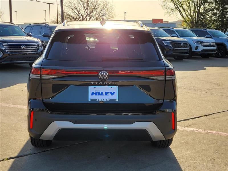 Volkswagen Tiguan S 2025