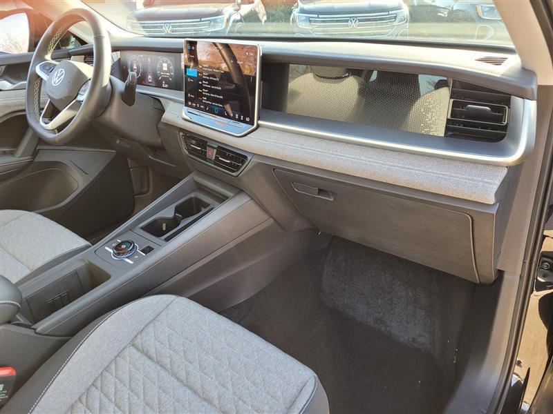 Volkswagen Tiguan S 2025