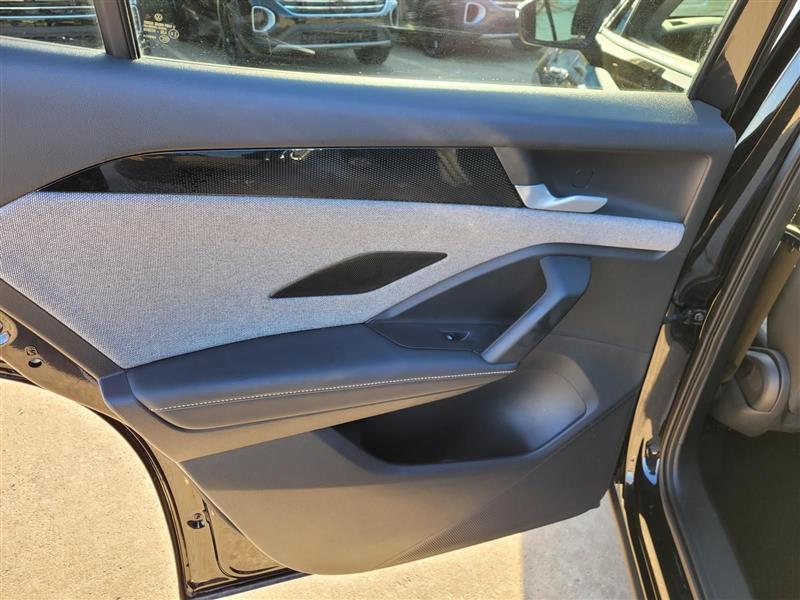 Volkswagen Tiguan S 2025