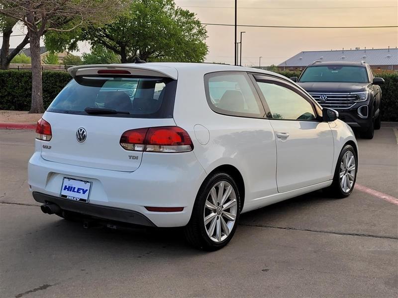 Volkswagen Golf 2.0L 2-Door TDI 2012