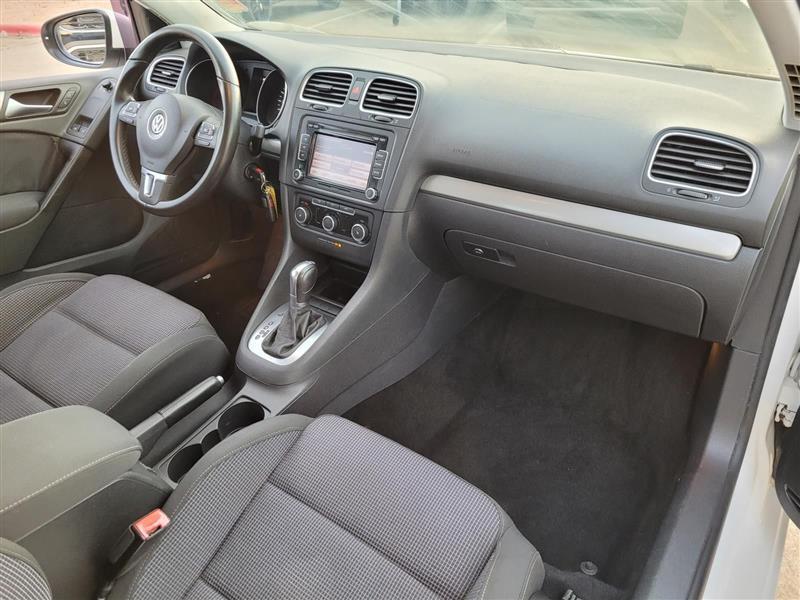 Volkswagen Golf 2.0L 2-Door TDI 2012