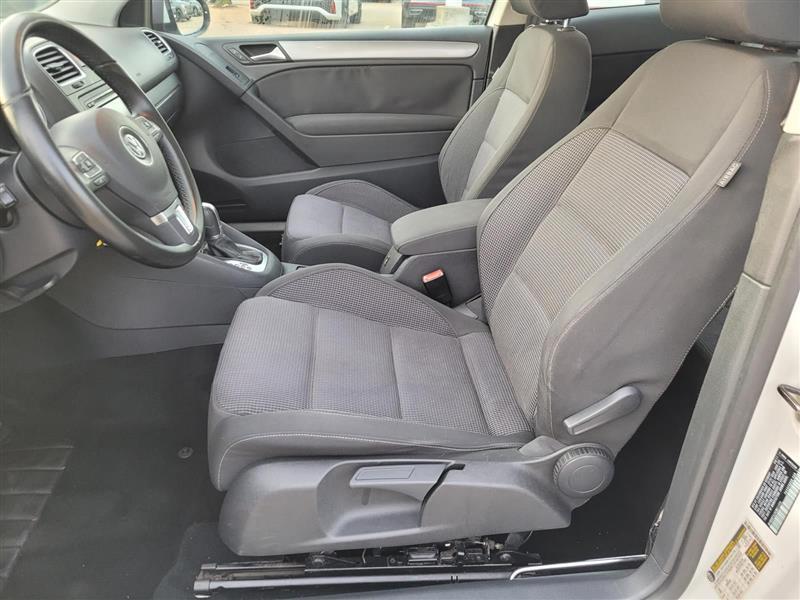 Volkswagen Golf 2.0L 2-Door TDI 2012