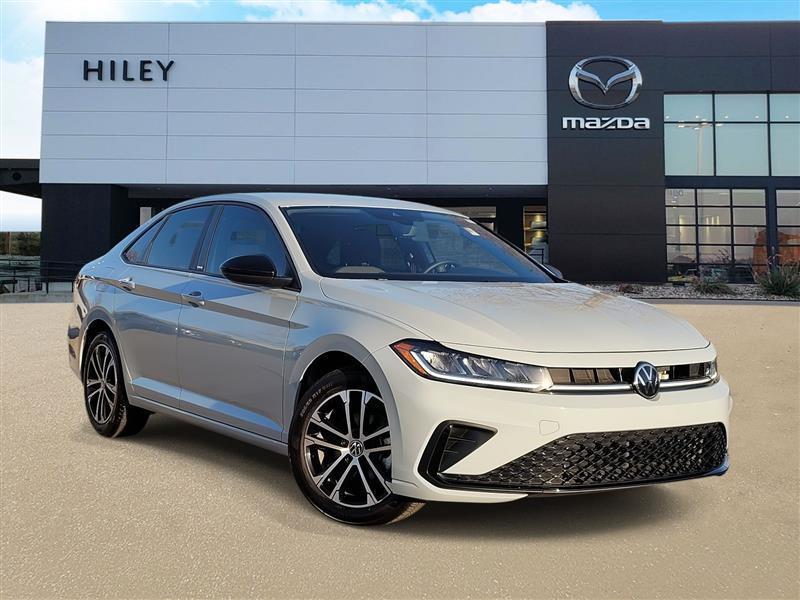 Volkswagen Jetta Sport 2025