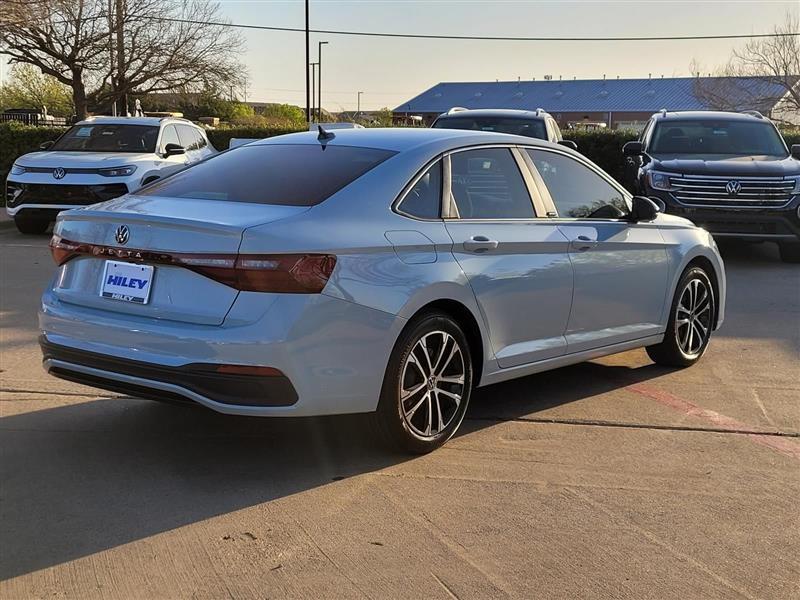 Volkswagen Jetta Sport 2025