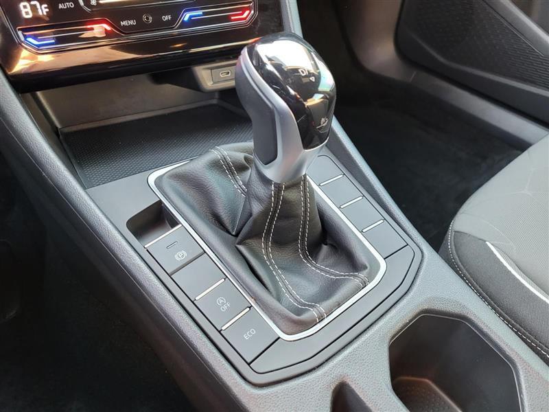 Volkswagen Jetta Sport 2025