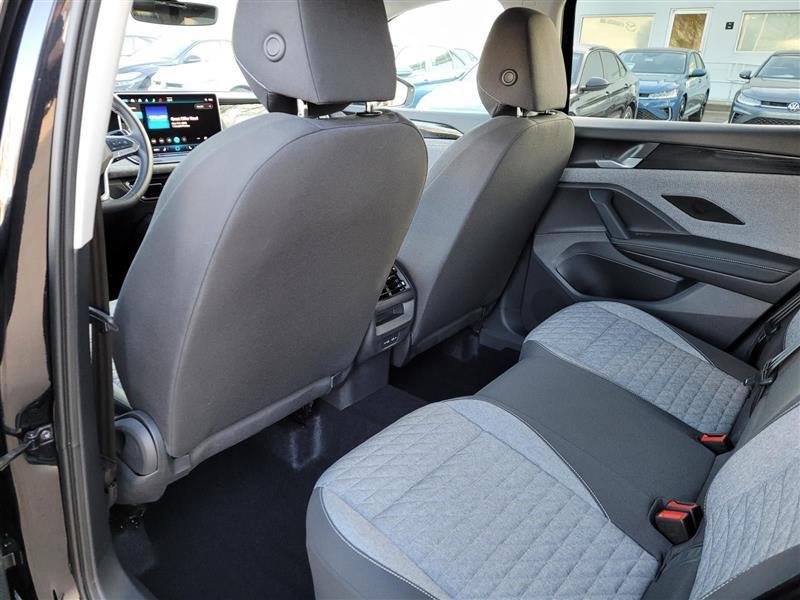 Volkswagen Tiguan S 2025