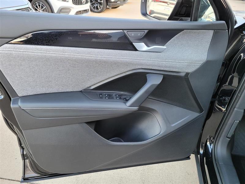 Volkswagen Tiguan S 2025