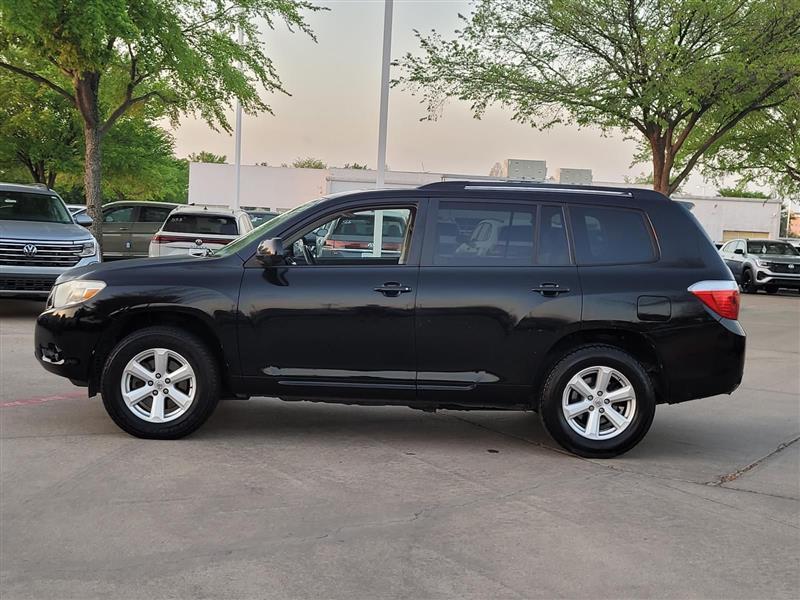 Toyota Highlander Sport 2WD 2010