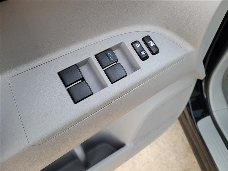 Toyota Highlander Sport 2WD 2010