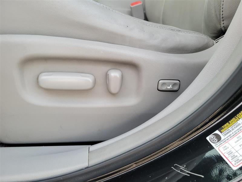 Toyota Highlander Sport 2WD 2010