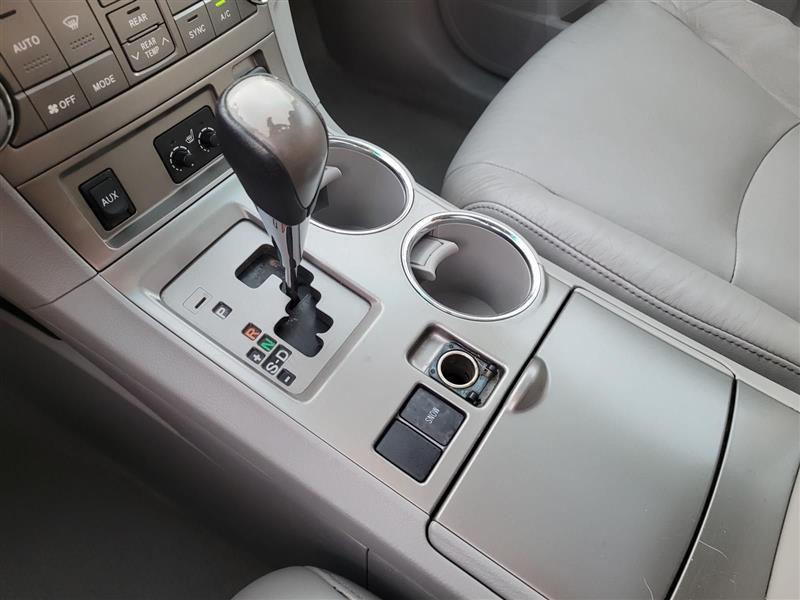 Toyota Highlander Sport 2WD 2010