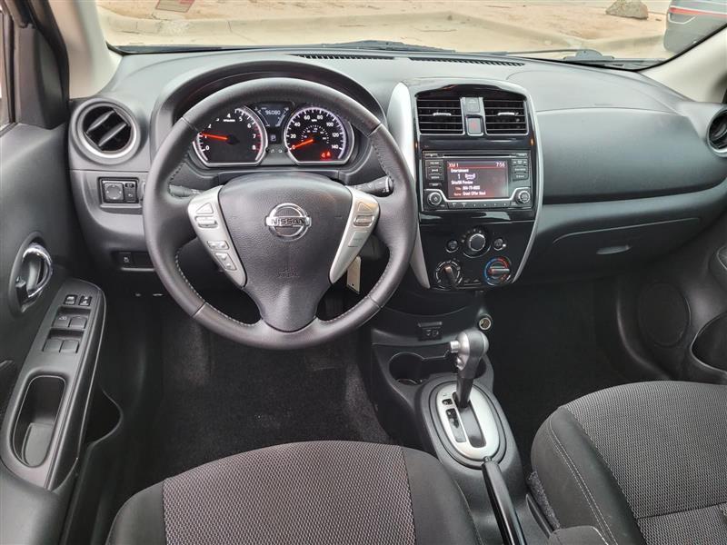 Nissan Versa  2018