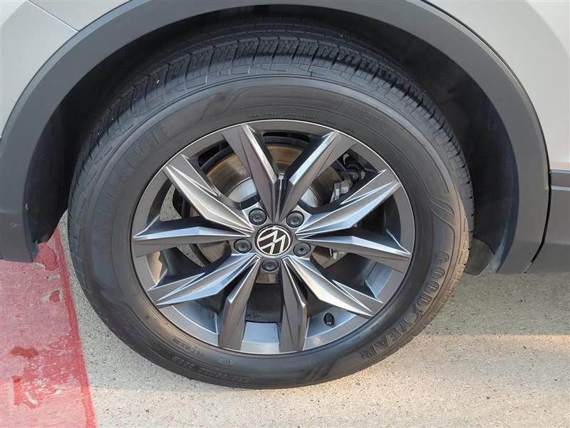 Volkswagen Tiguan SE 2023