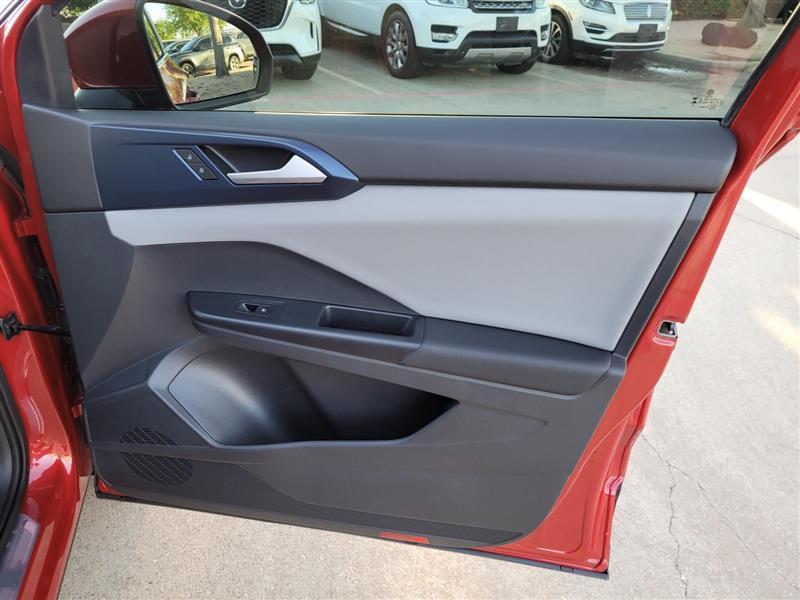 Volkswagen Taos SE 2023